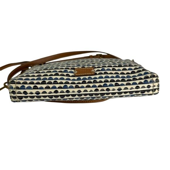 Vintage FOSSIL Blue & White Emma Coated Canvas Genuine Crossbody Bag - Picture 5 of 9